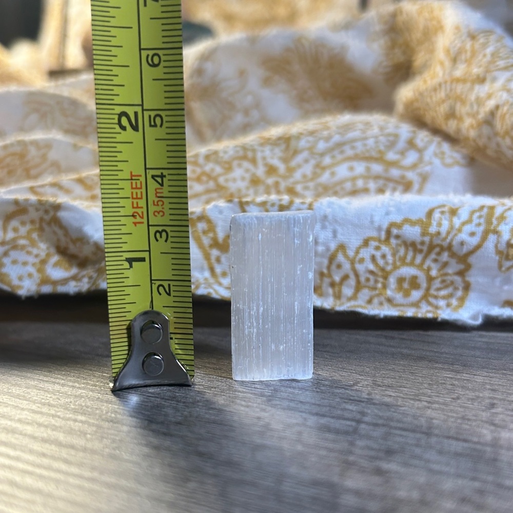 Rectangular White Crystal - Picture 2 of 2